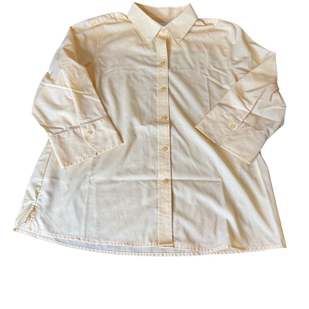 Foxcroft sz 16W Women’s Wrinkle Free Button Up Shirt Shaped Yellow